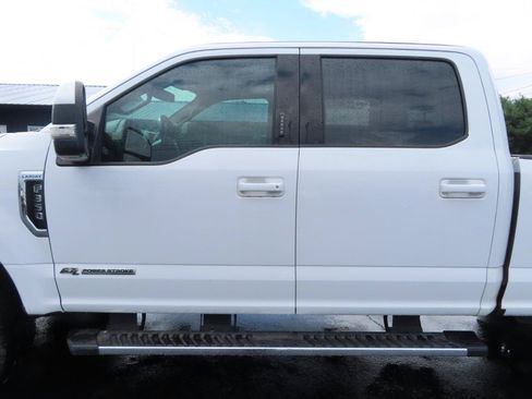 Used 2018 Ford F350 4x4 Crew Cab Super Duty image 14