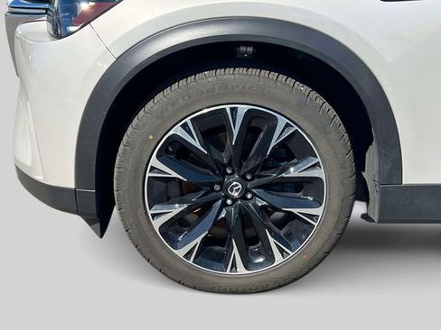 Used 2024 MAZDA CX-90 Plug-In Hybrid w/ Premium Plus image 13