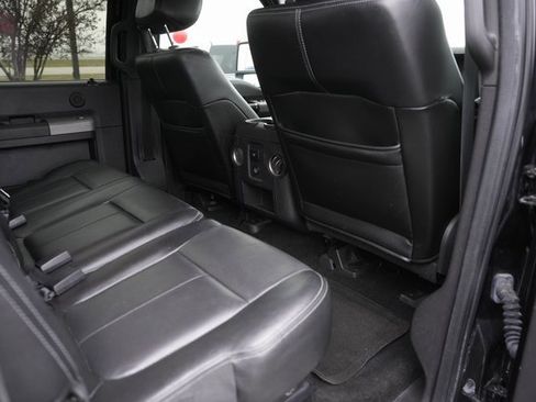 Used 2013 Ford F250 Lariat w/ Lariat Interior Pkg image 14
