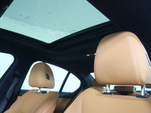 Certified 2023 BMW 330i Sedan w/ Driving Assistance Package image 11