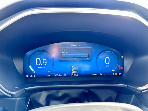 Used 2023 Ford Escape Platinum w/ Premium Technology Package image 19