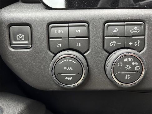 New 2026 Chevrolet Silverado 1500 LT Trail Boss w/ LT Trail Boss Premium Package image 18