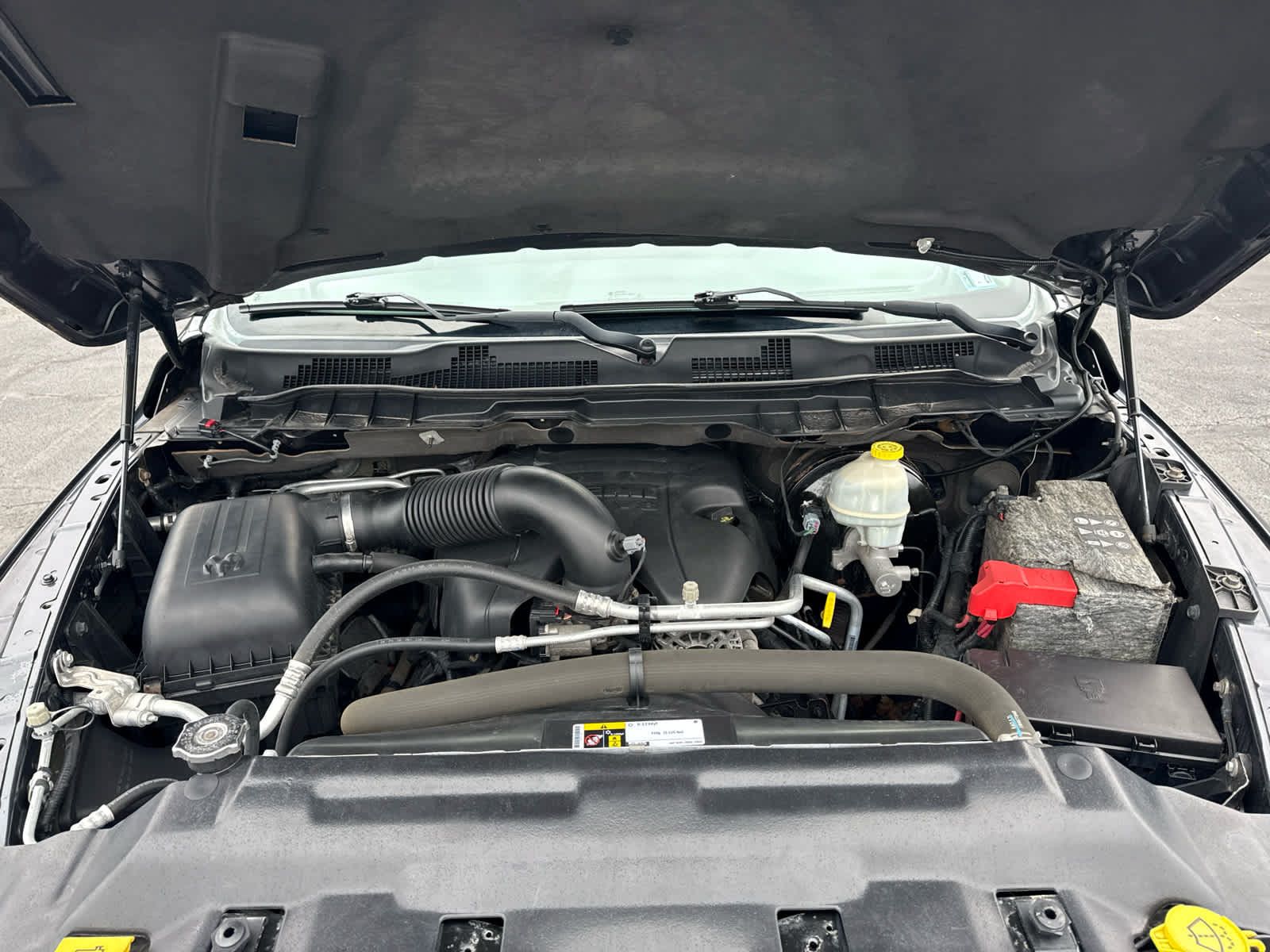 Used 2015 RAM 1500 Express AWD/4WD image 22