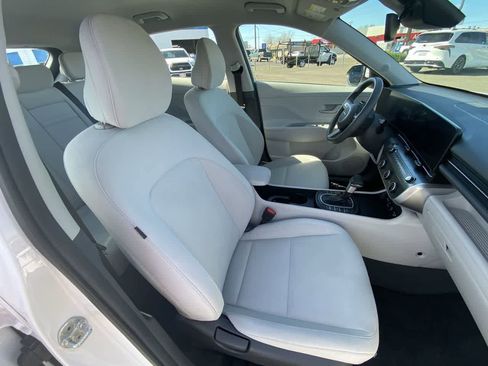Used 2024 Hyundai Kona SE AWD/4WD image 23