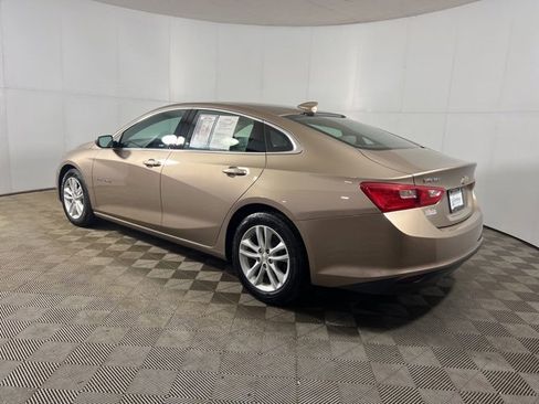 Used 2018 Chevrolet Malibu LT image 4
