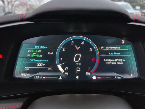 Used 2025 Chevrolet Corvette Stingray Preferred Cpe w/ Z51 Performance Package image 15