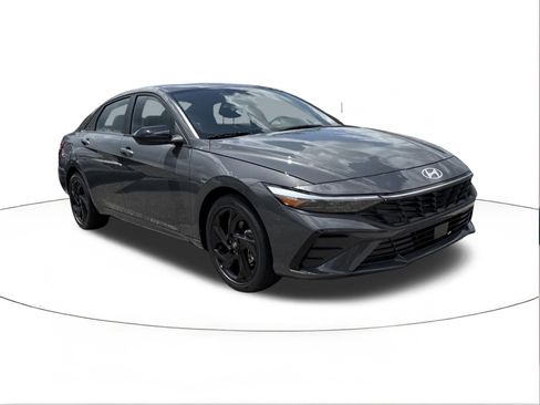 New 2026 Hyundai Elantra SEL Sport FWD image 1