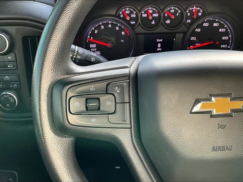 Used 2022 Chevrolet Silverado 1500 Custom image 20