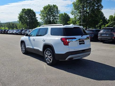 Used 2023 GMC Acadia SLT AWD/4WD image 6