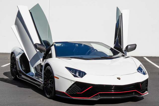 Used 2022 Lamborghini Aventador LP 780-4 Ultimae AWD/4WD image 17