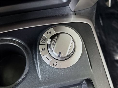 Used 2022 Toyota 4Runner SR5 Premium image 21