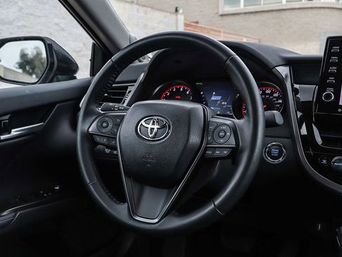 Used 2024 Toyota Camry XSE image 17