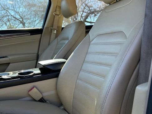 Used 2013 Ford Fusion SE image 20