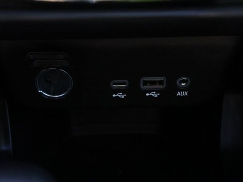 Certified 2023 Chevrolet TrailBlazer RS w/ Sun and Liftgate Package image 25