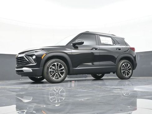 New 2026 Chevrolet TrailBlazer LT w/ Driver Confidence Package FWD image 47