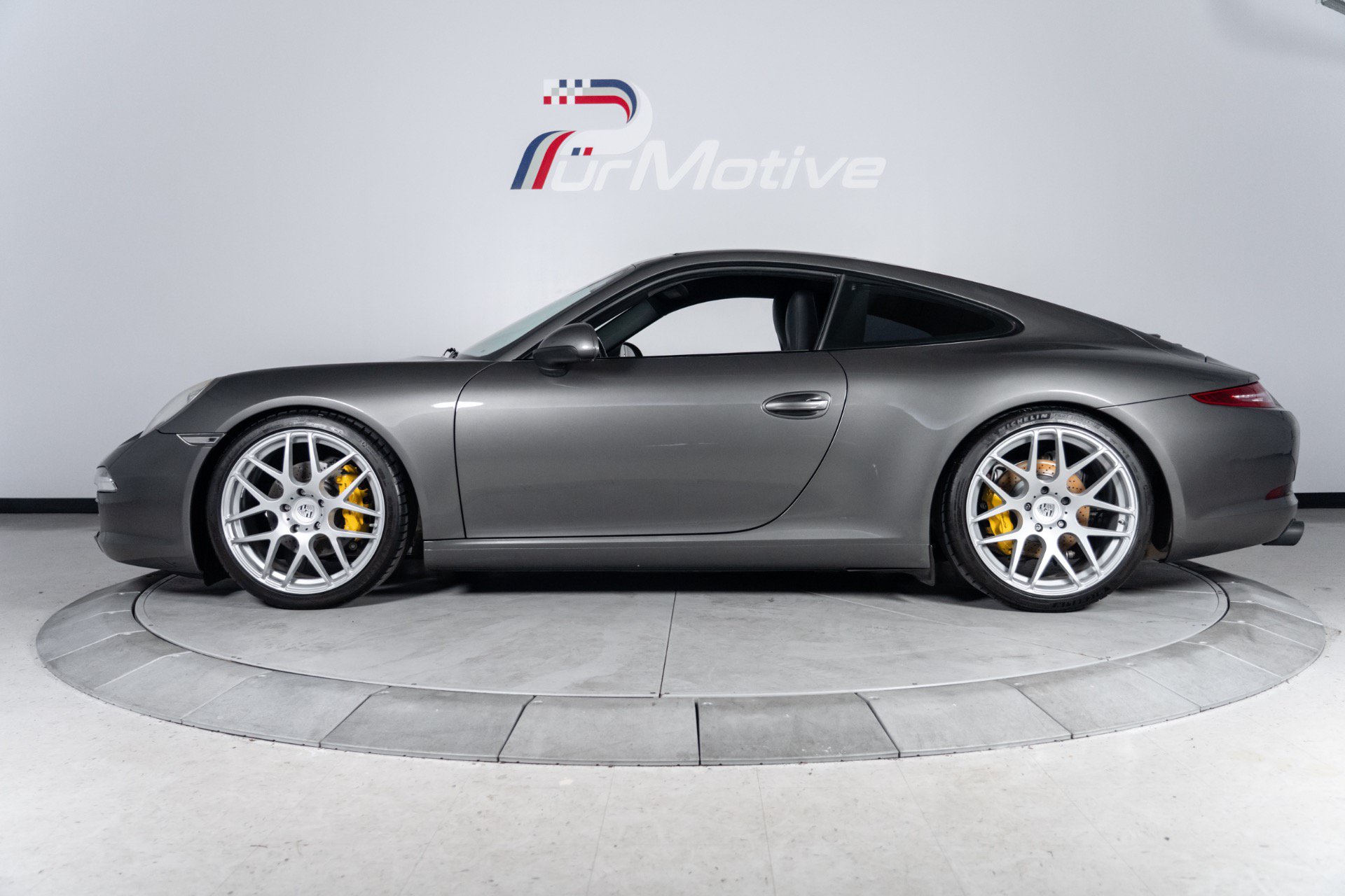 Used 2012 Porsche 911 Carrera RWD image 3