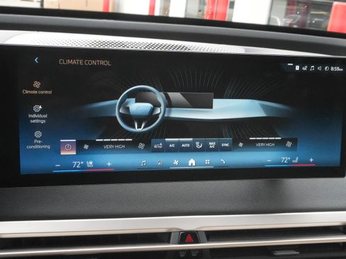 Used 2024 BMW iX xDrive50 w/ Premium Package image 25