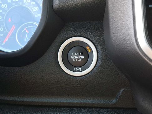 Used 2022 RAM 1500 Big Horn AWD/4WD image 22