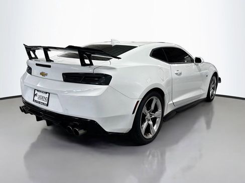 Used 2016 Chevrolet Camaro SS RWD image 7