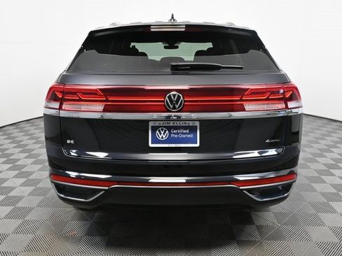 Certified 2025 Volkswagen Atlas Cross Sport SE image 26