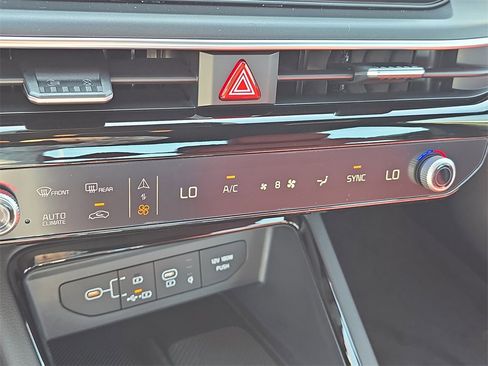 New 2026 Kia K5 GT-Line image 25