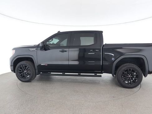 Used 2022 GMC Sierra 1500 AT4 w/ AT4 Preferred Package AWD/4WD image 8