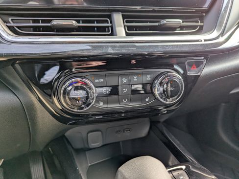 New 2026 Chevrolet Trax RS w/ Driver Confidence Package image 21