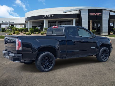Used 2022 GMC Canyon Elevation image 3