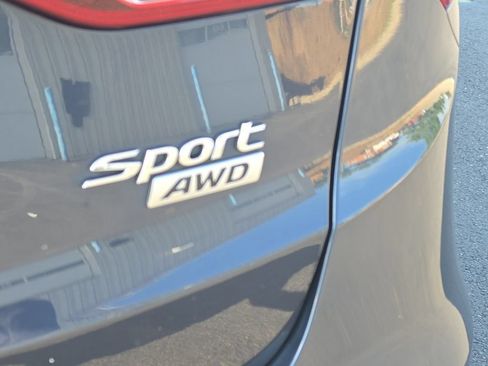 Used 2017 Hyundai Santa Fe Sport AWD/4WD image 8