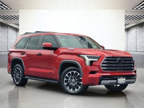 Used 2024 Toyota Sequoia Limited AWD/4WD image 2