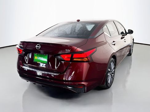 Used 2023 Nissan Altima 2.5 SV FWD image 10