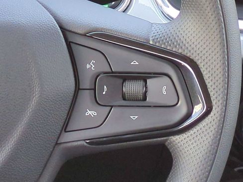 New 2026 Chevrolet Trax LT FWD image 16