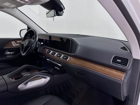 Certified 2025 Mercedes-Benz GLE 350 4MATIC image 32