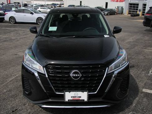 Certified 2025 Nissan Kicks Play S FWD image 7