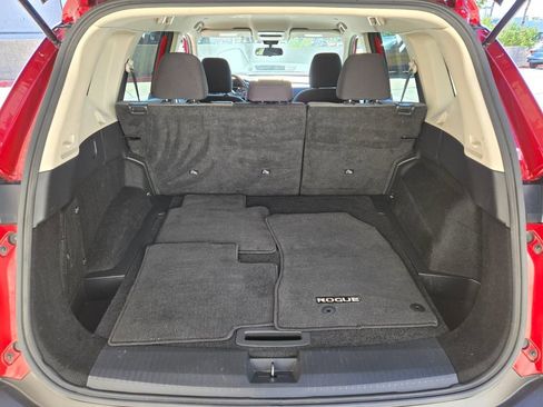 Used 2023 Nissan Rogue SV AWD/4WD image 17