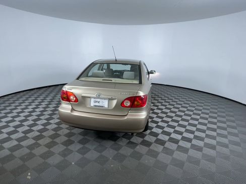 Used 2004 Toyota Corolla LE image 8