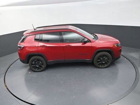 New 2026 Jeep Compass Latitude AWD/4WD image 18