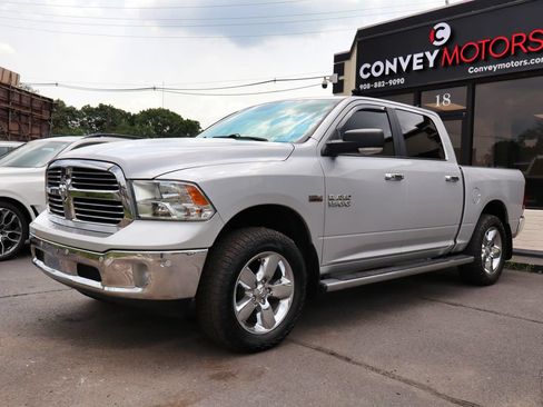 Used 2018 RAM 1500 Big Horn AWD/4WD image 2