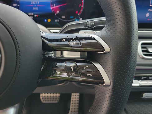 Certified 2026 Mercedes-Benz GLS 450 4MATIC image 29