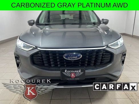 Used 2023 Ford Escape Platinum image 2