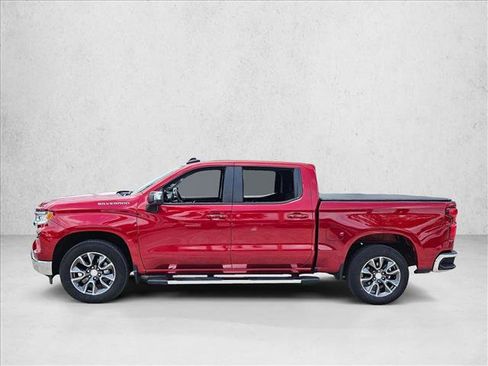 Used 2023 Chevrolet Silverado 1500 LT RWD image 9