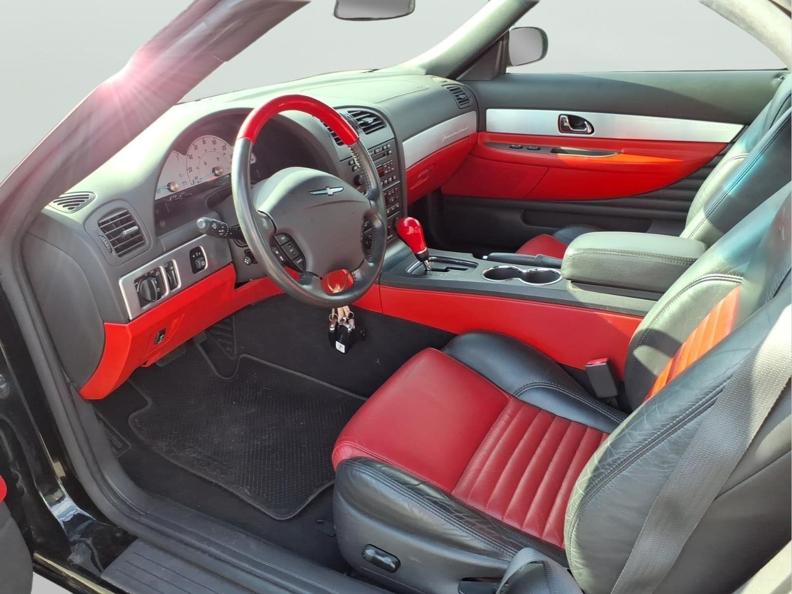 Used 2002 Ford Thunderbird RWD image 9