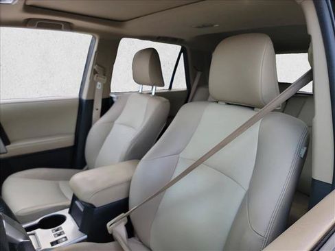 Used 2022 Toyota 4Runner SR5 Premium w/ Moonroof Package AWD/4WD image 13