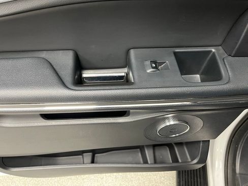 Used 2024 Ford Expedition Max XLT AWD/4WD image 43