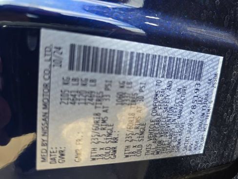 Used 2025 Nissan Rogue SV FWD image 37