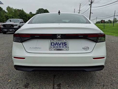 Certified 2026 Honda Accord SE image 5