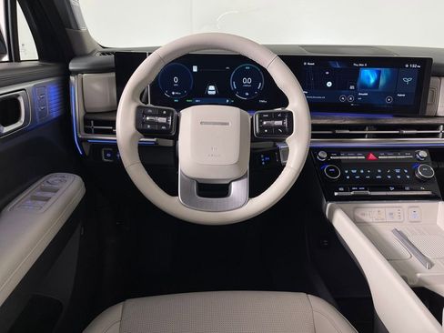 Certified 2025 Hyundai Santa Fe Limited image 15