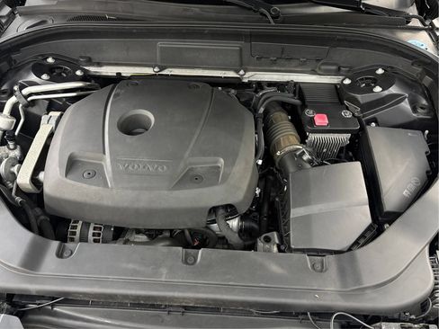 Used 2019 Volvo XC60 T6 R-Design AWD/4WD image 29