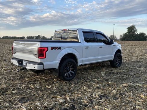 Used 2017 Ford F150 Platinum w/ Equipment Group 701A Luxury image 5