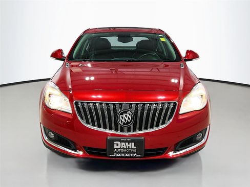 Used 2015 Buick Regal Premium w/ Experience Buick Package image 2